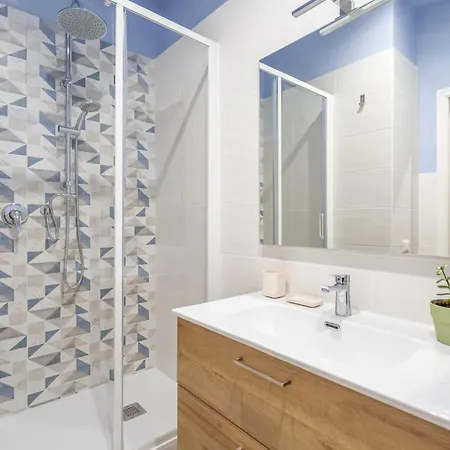 アパート 2 Bdr Navona Quintessential Charm