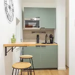 2 Bdr Navona Quintessential Charm *